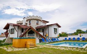 Вила Слънчев Рай
